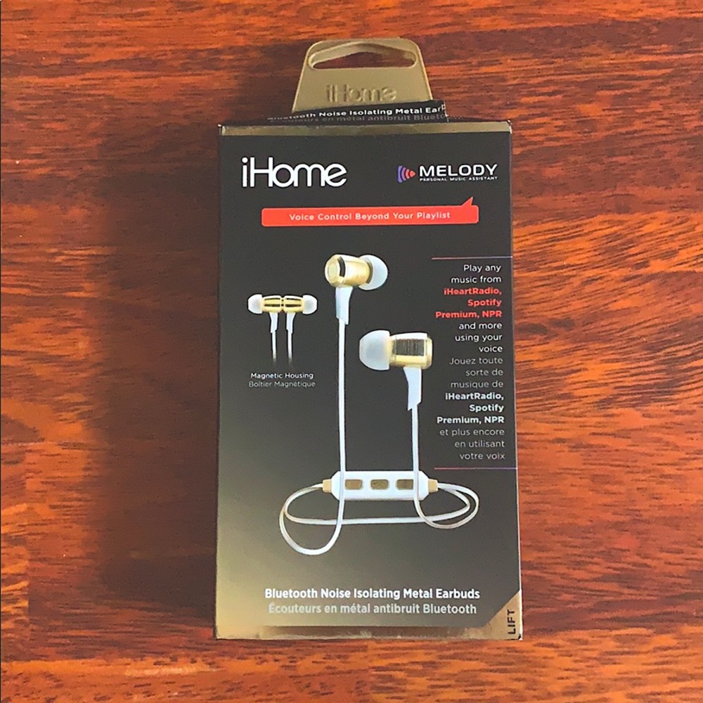 Noise cancelling Bluetooth headphones